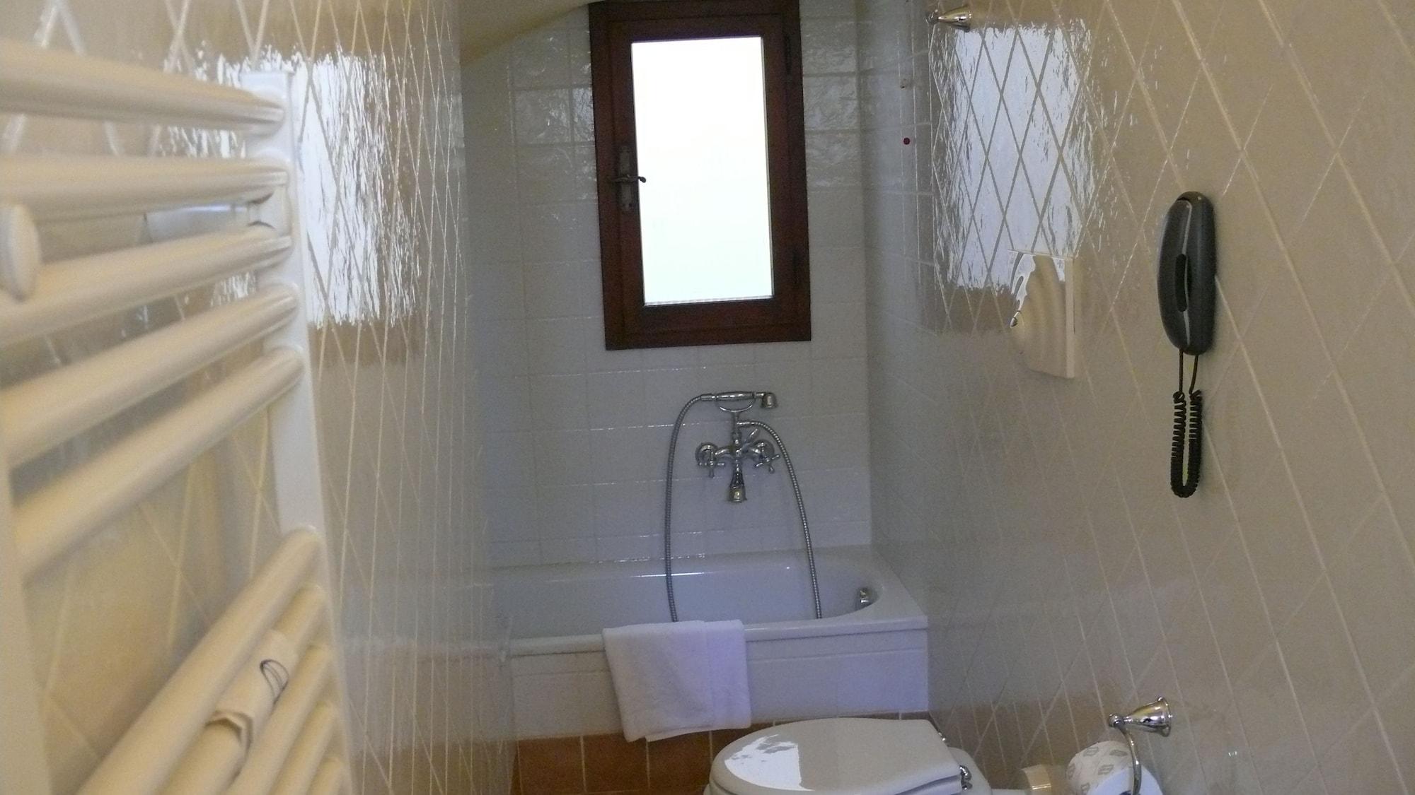 Michelangiolo Apartahotel 3*